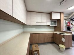 Blk 323 Jurong East Street 31 (Jurong East), HDB Executive #629299381